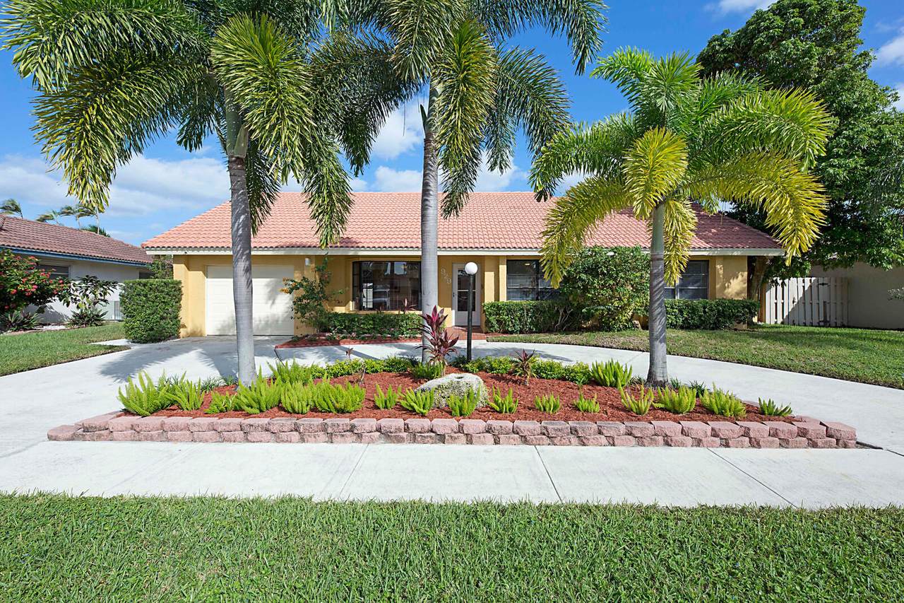 929 4th Street - Photo 1