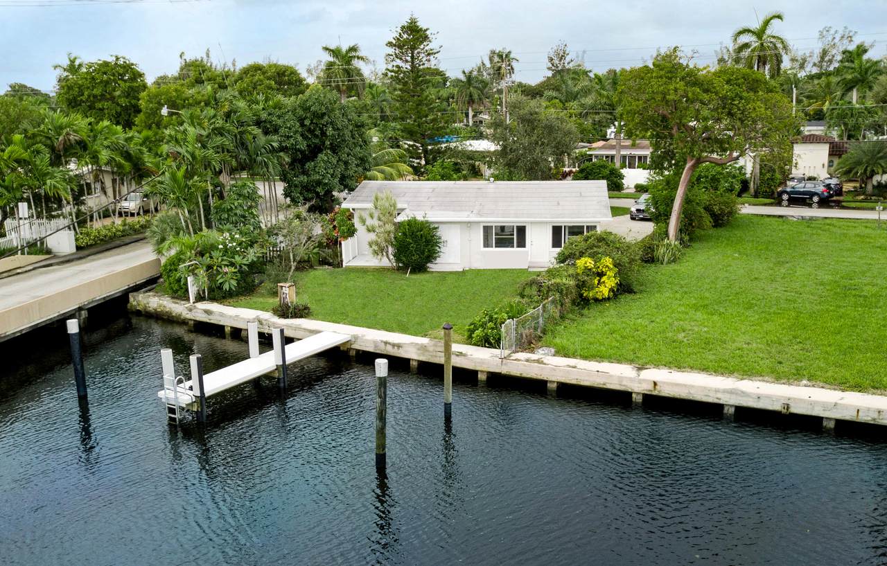 1254 Cordova Road - Photo 1