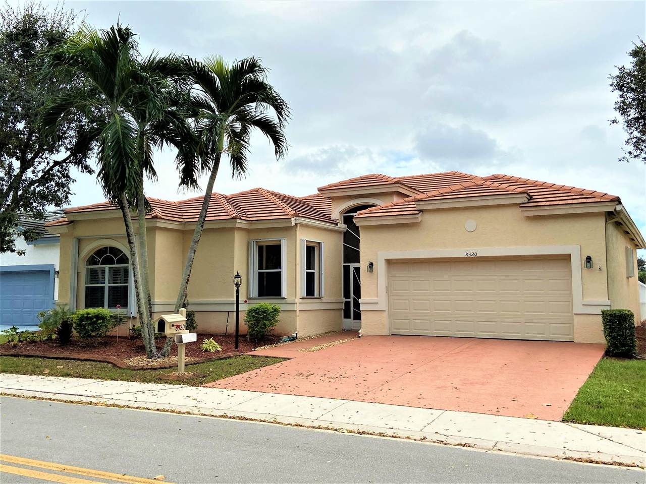 8320 Lake Cypress Road - Photo 1