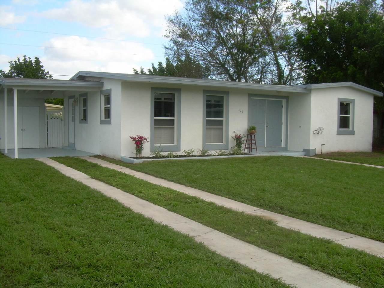 175 Lucero Drive - Photo 1