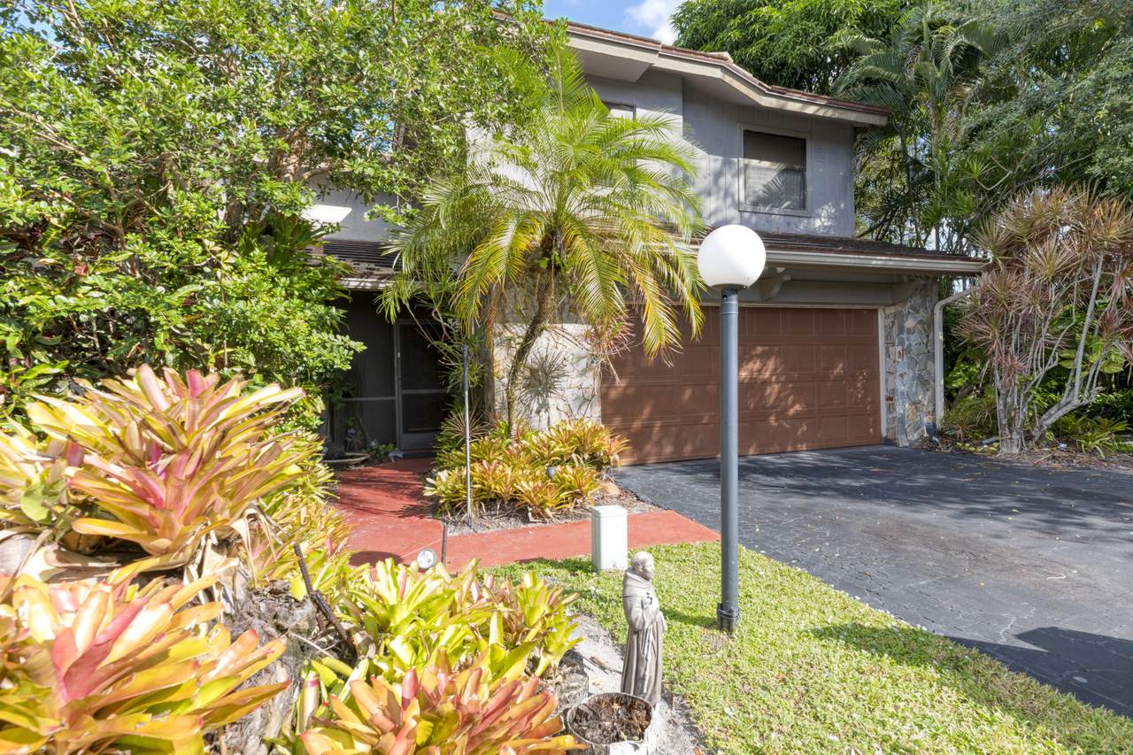 5005 Paprika Lane - Photo 1