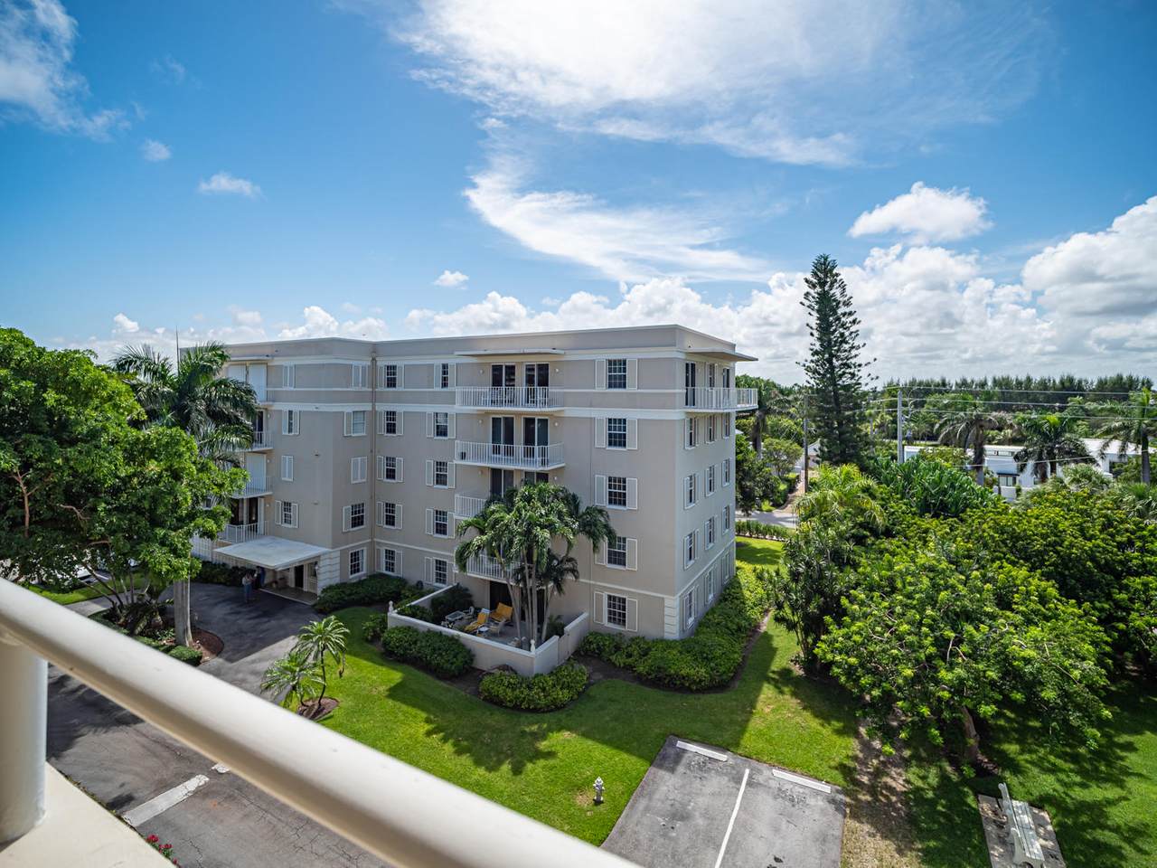 869 Via Cabana - Photo 1