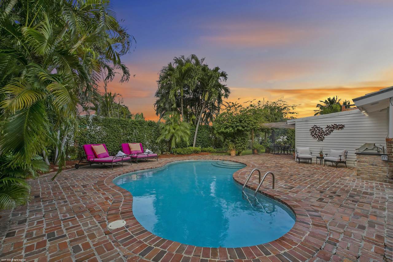 513 Anchorage Drive - Photo 1