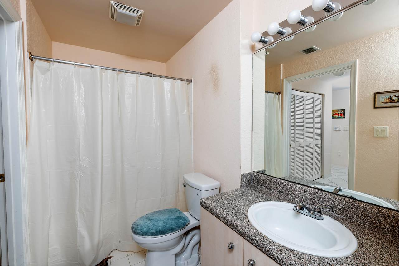 1803 Flagler Drive - Photo 1