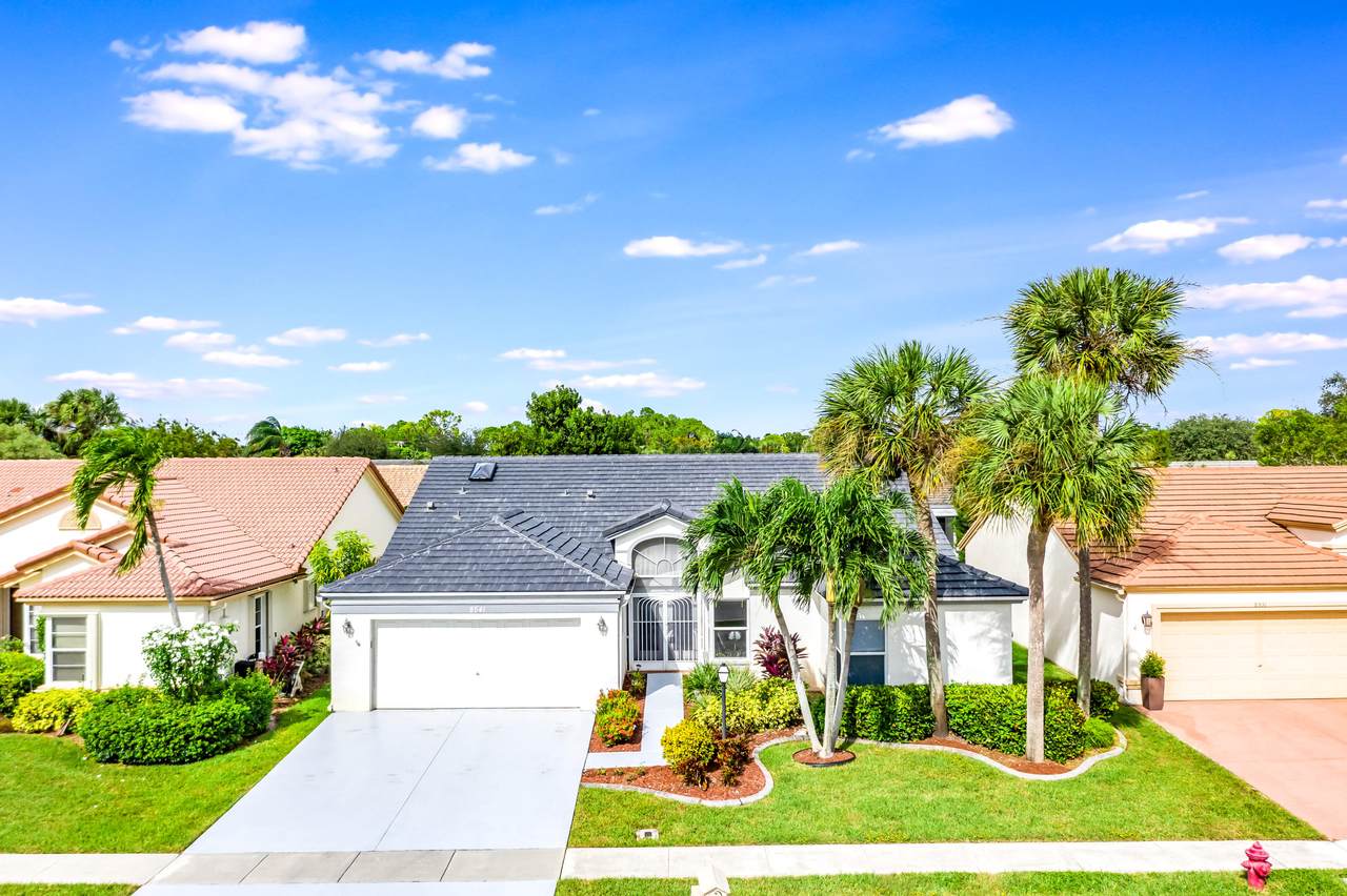 8541 Lake Cypress Road - Photo 1