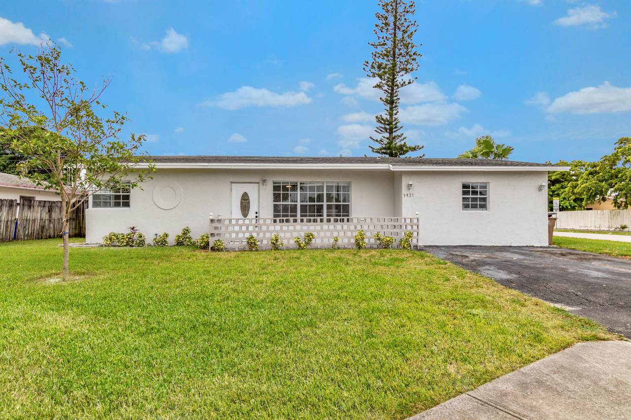 3921 4th Avenue - Photo 1