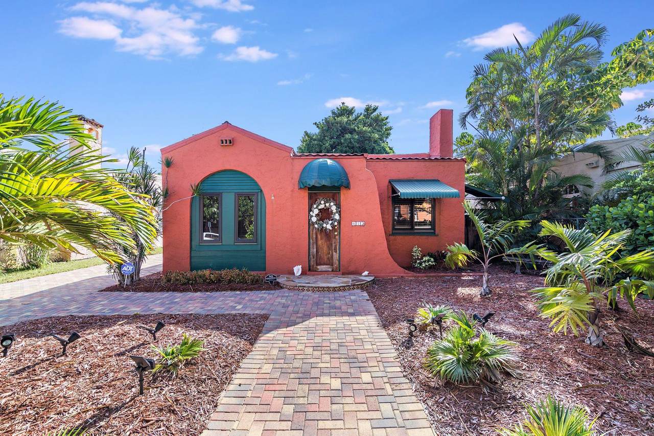612 Park Place - Photo 1