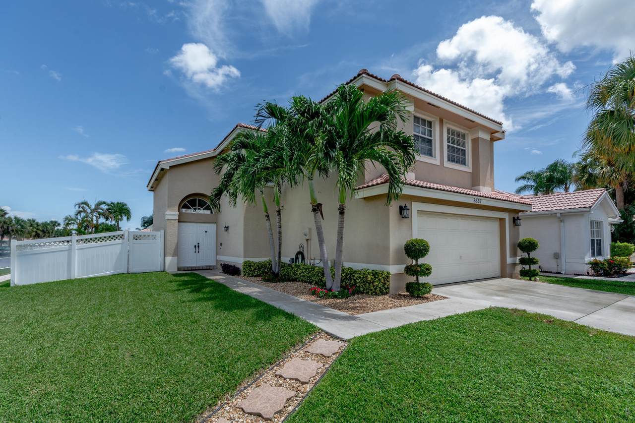3637 Stratton Lane - Photo 1