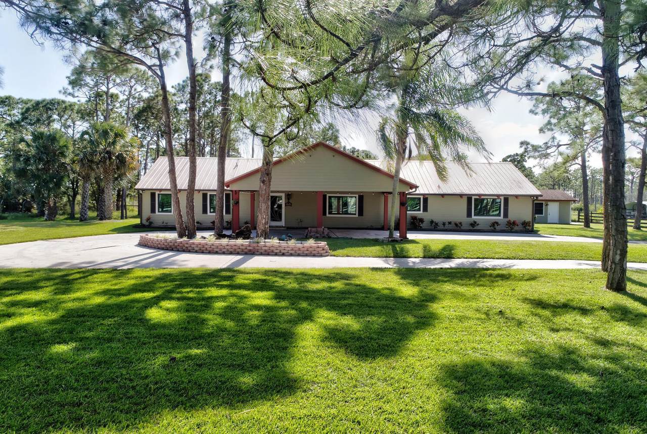 605 Easy Street - Photo 1