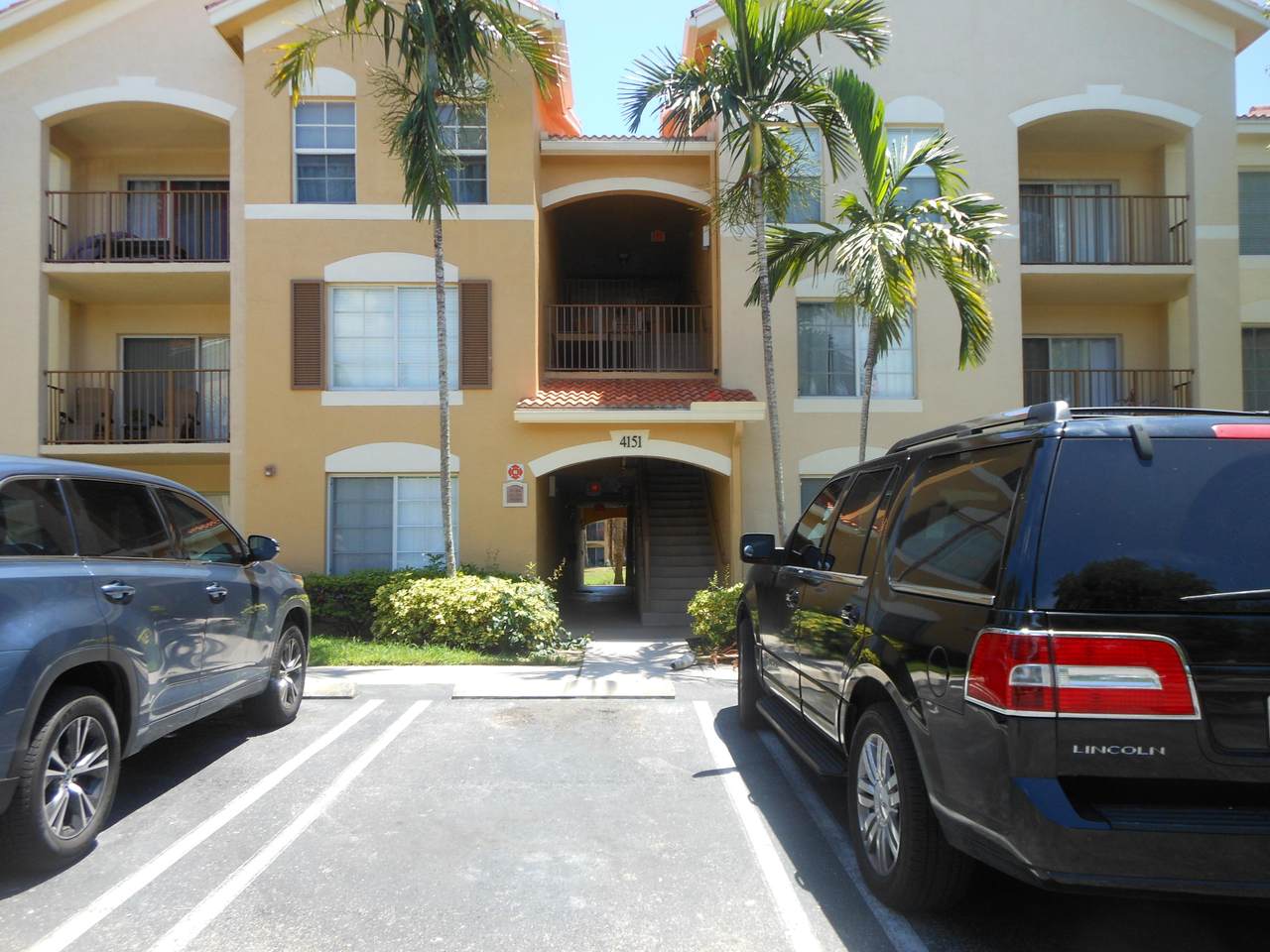 4151 San Marino Boulevard - Photo 1