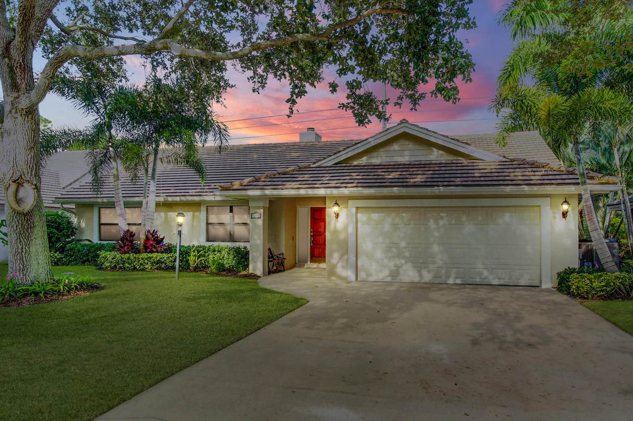 5893 Stonewood Court - Photo 1