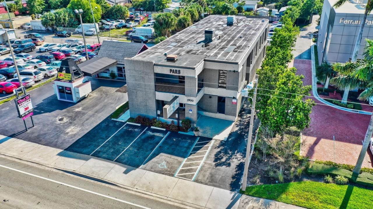 2930 Okeechobee Boulevard - Photo 1