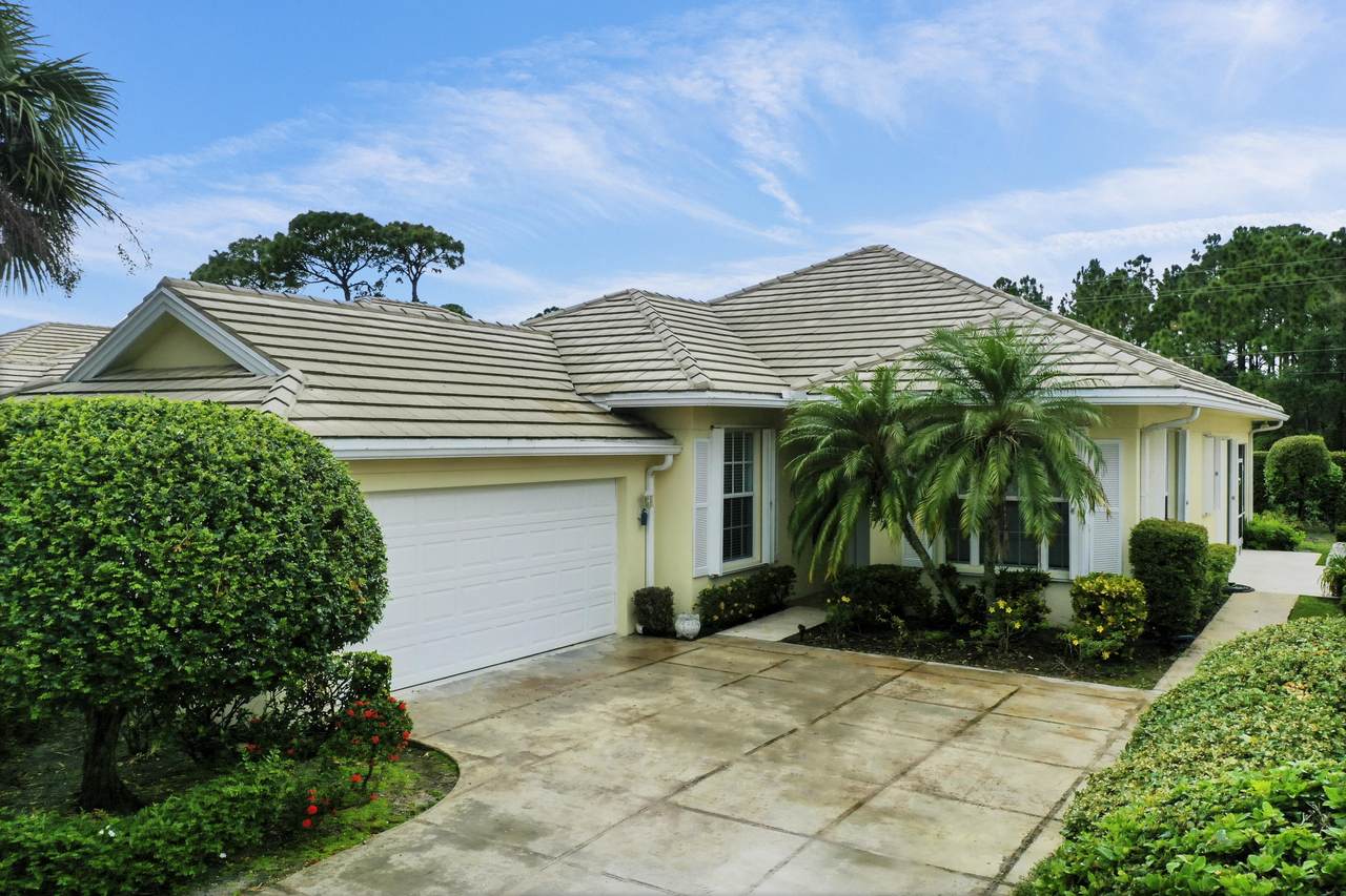 304 Bentley Circle - Photo 1