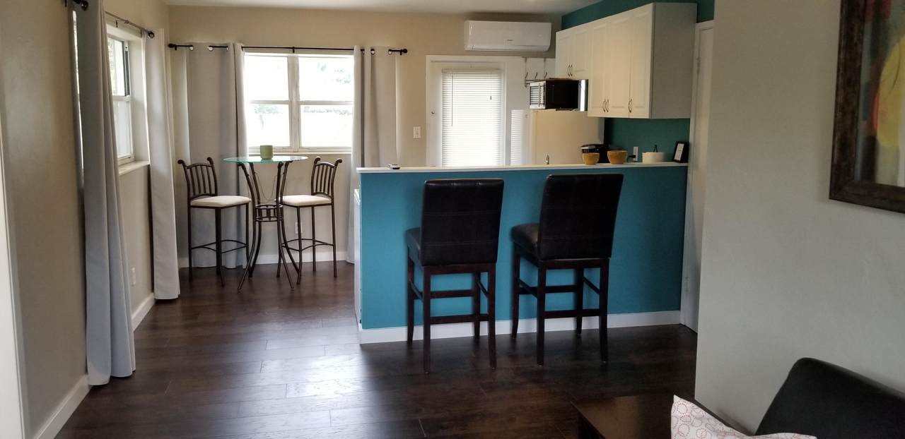 1000 17 Court - Photo 1