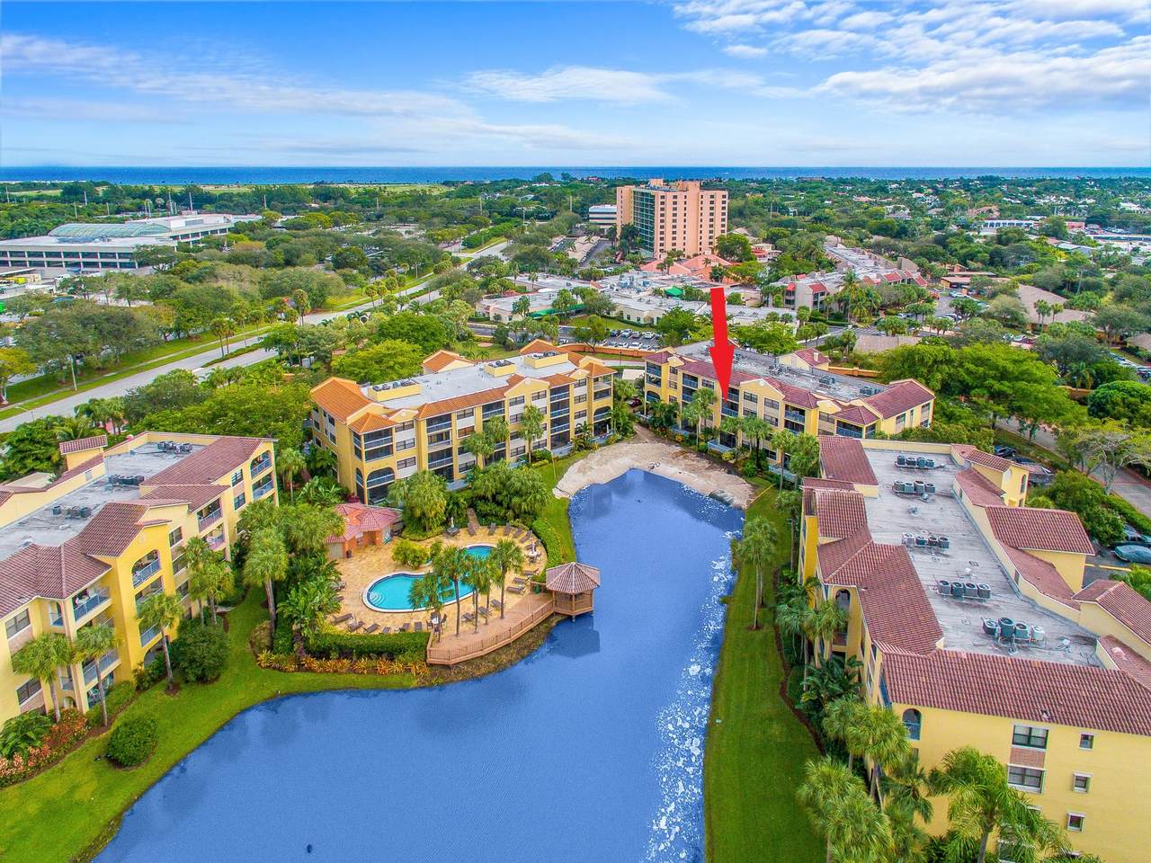 600 Uno Lago Drive - Photo 1