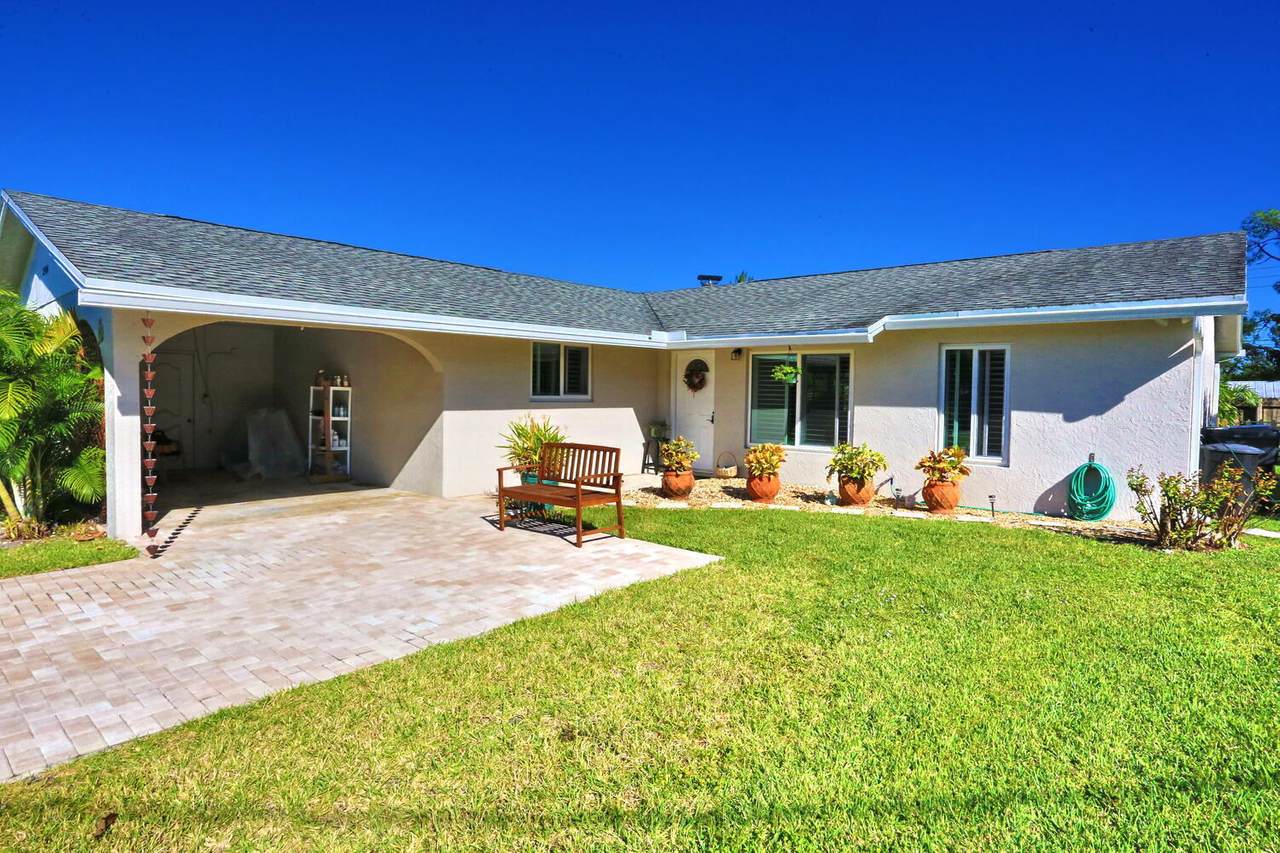 2344 Pinewood Lane - Photo 1