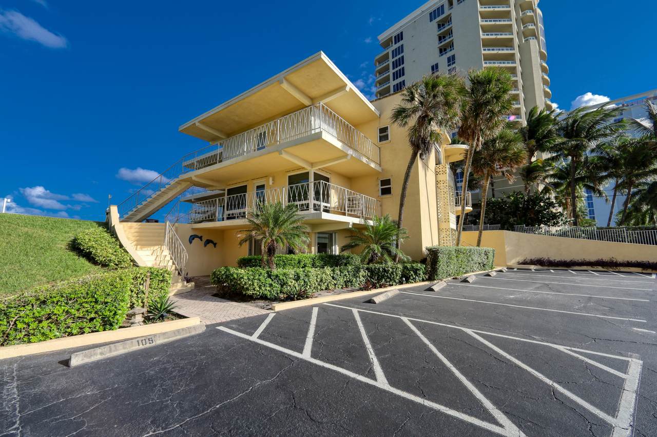 5060 Ocean Drive - Photo 1