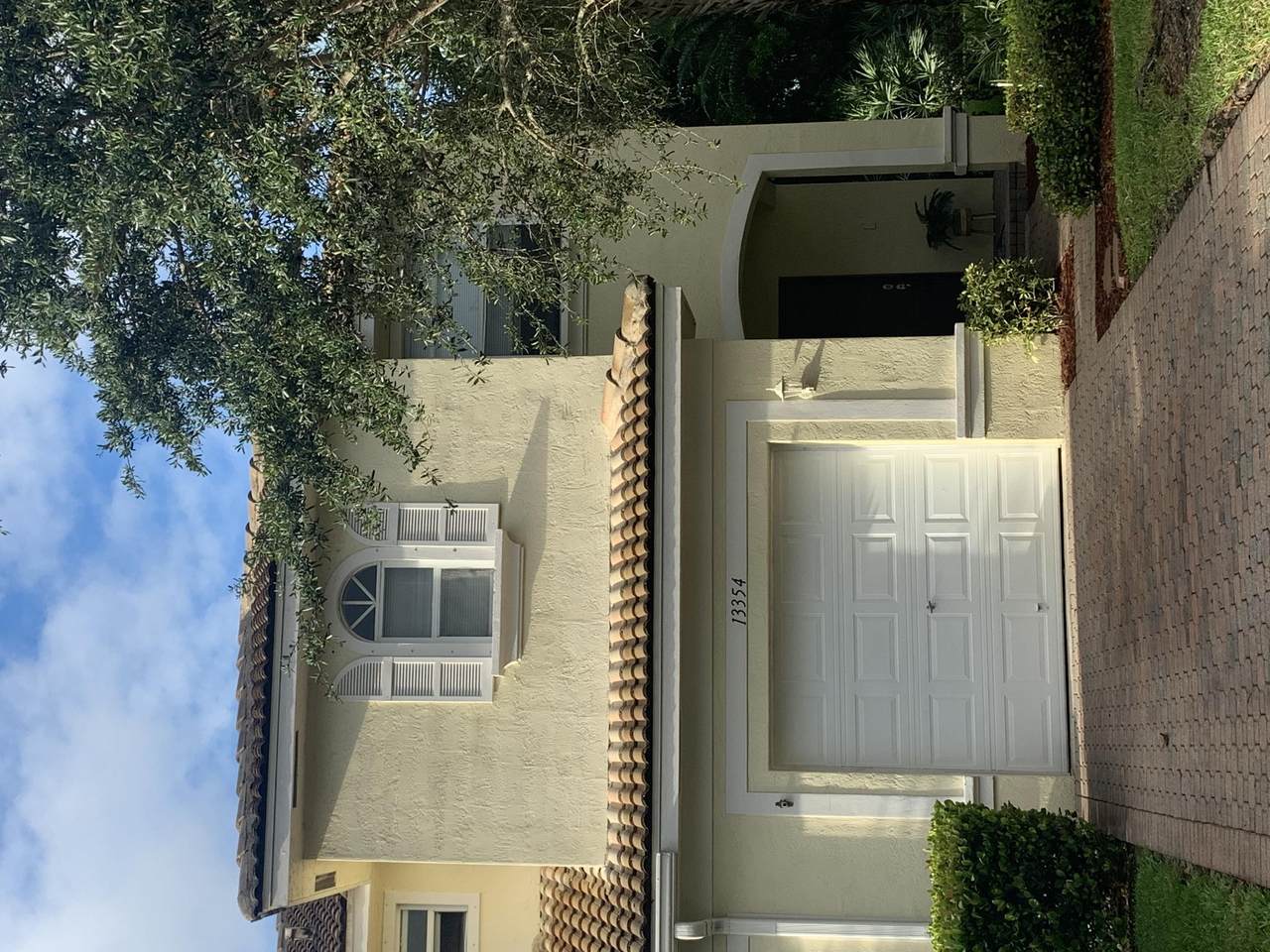 13354 Georgian Court - Photo 1