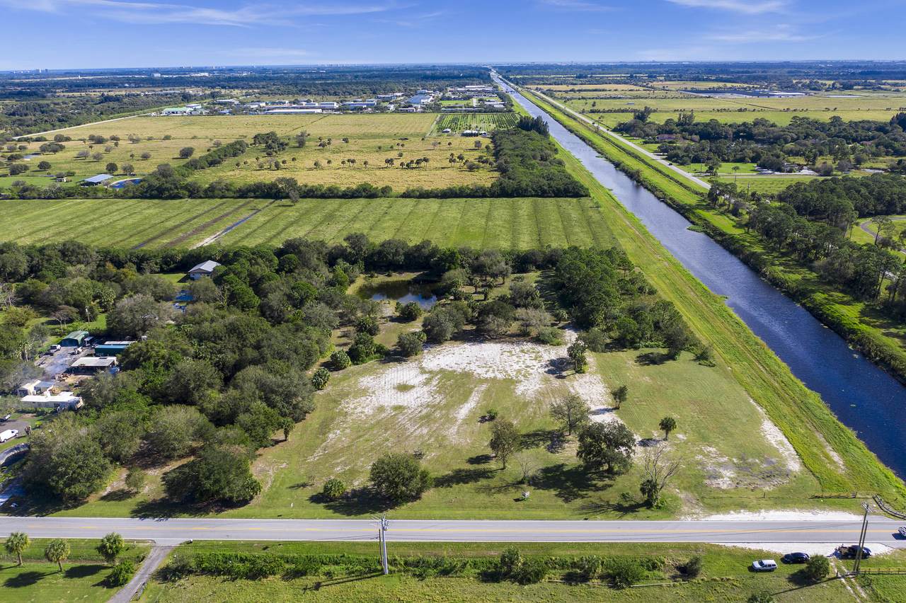 2098 Johnston Road - Photo 1