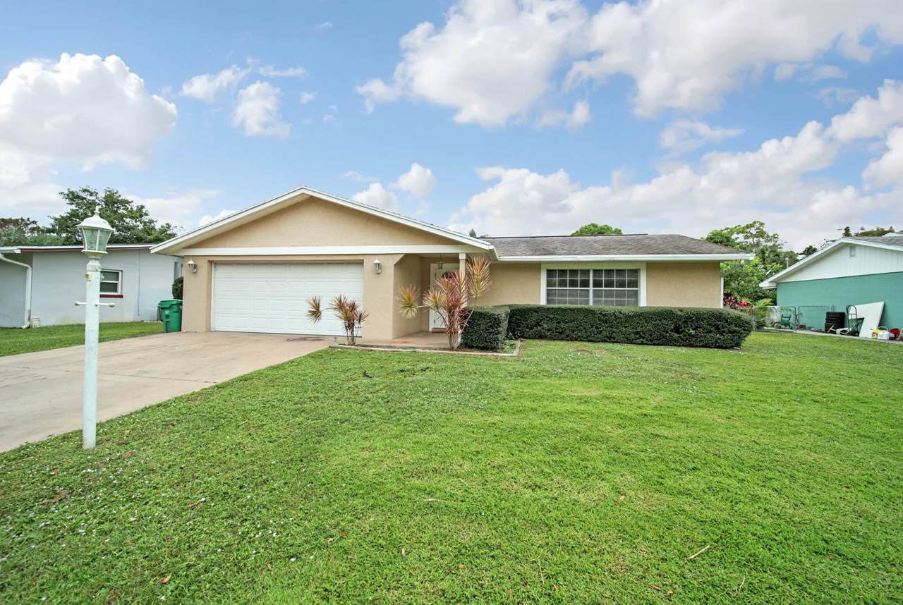 2905 Sherwood Lane - Photo 1