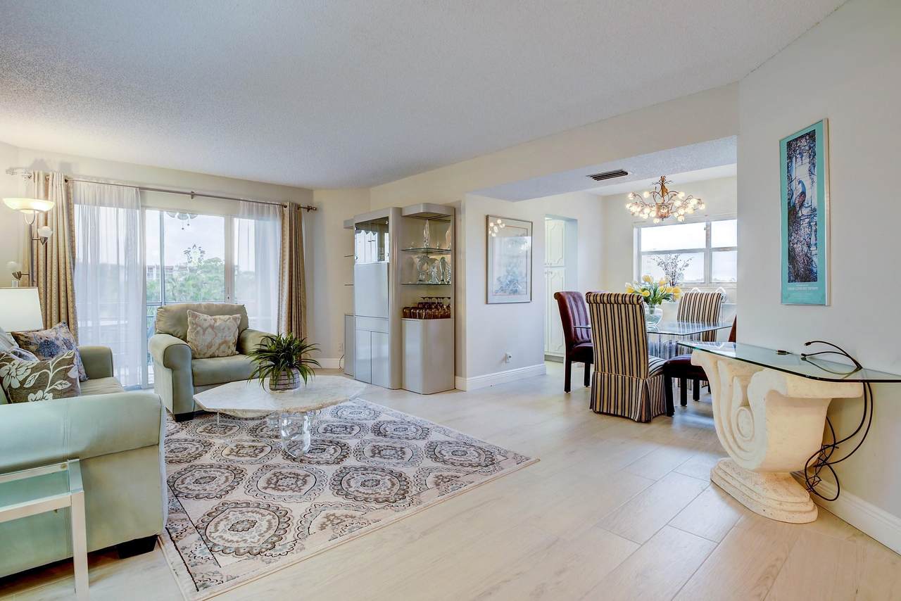 3661 Via Poinciana - Photo 1