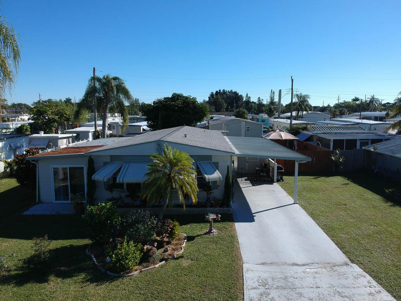 8918 Pine Street - Photo 1