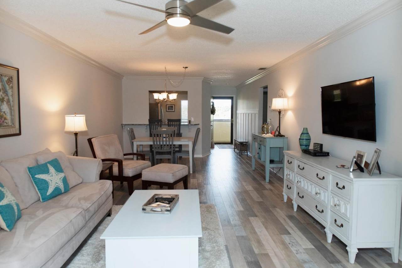 6533 Williamsburg Drive - Photo 1