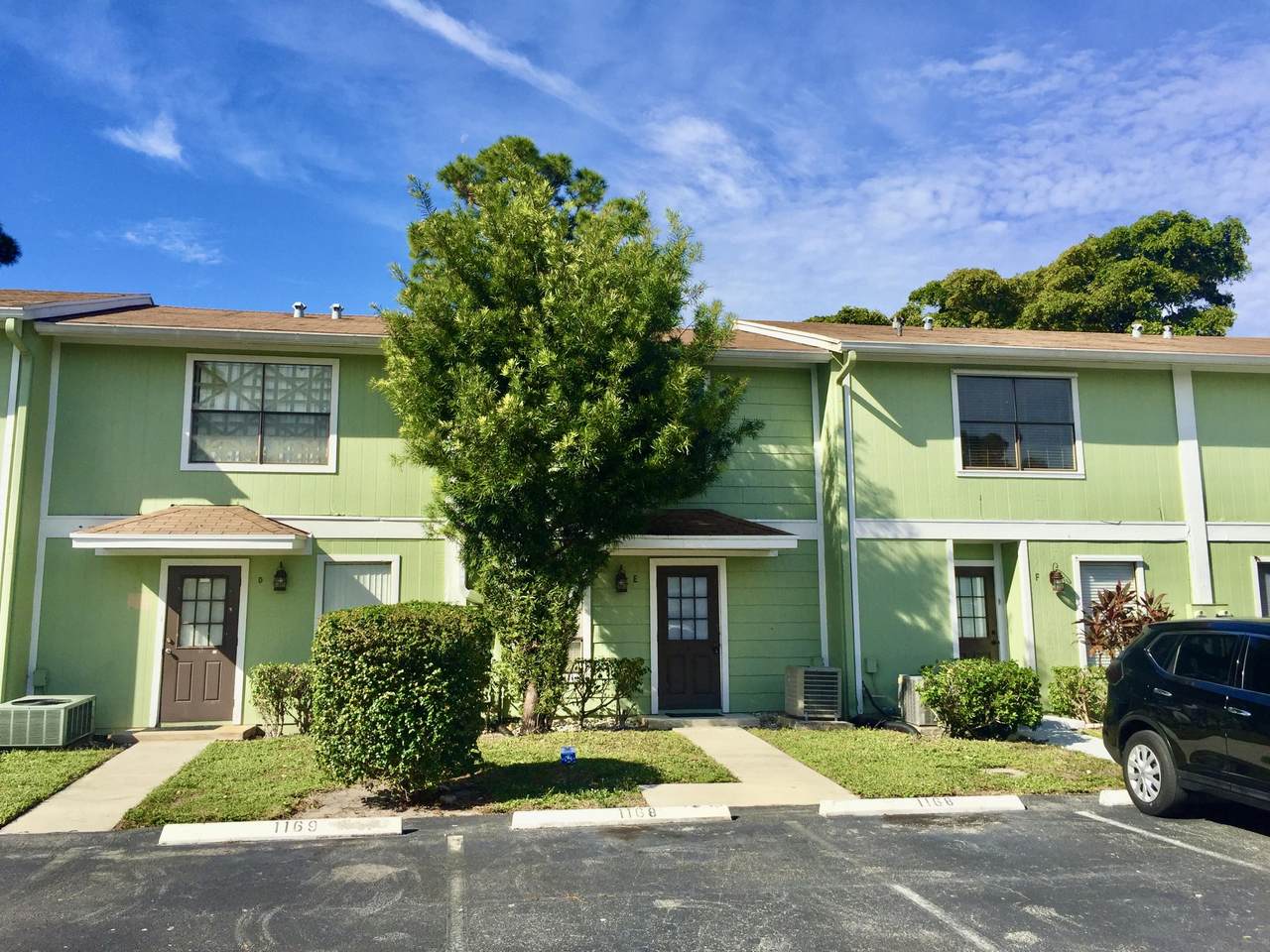 799 Hill Drive - Photo 1