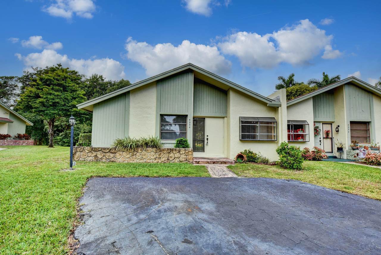 4334 Palm Forest Drive - Photo 1