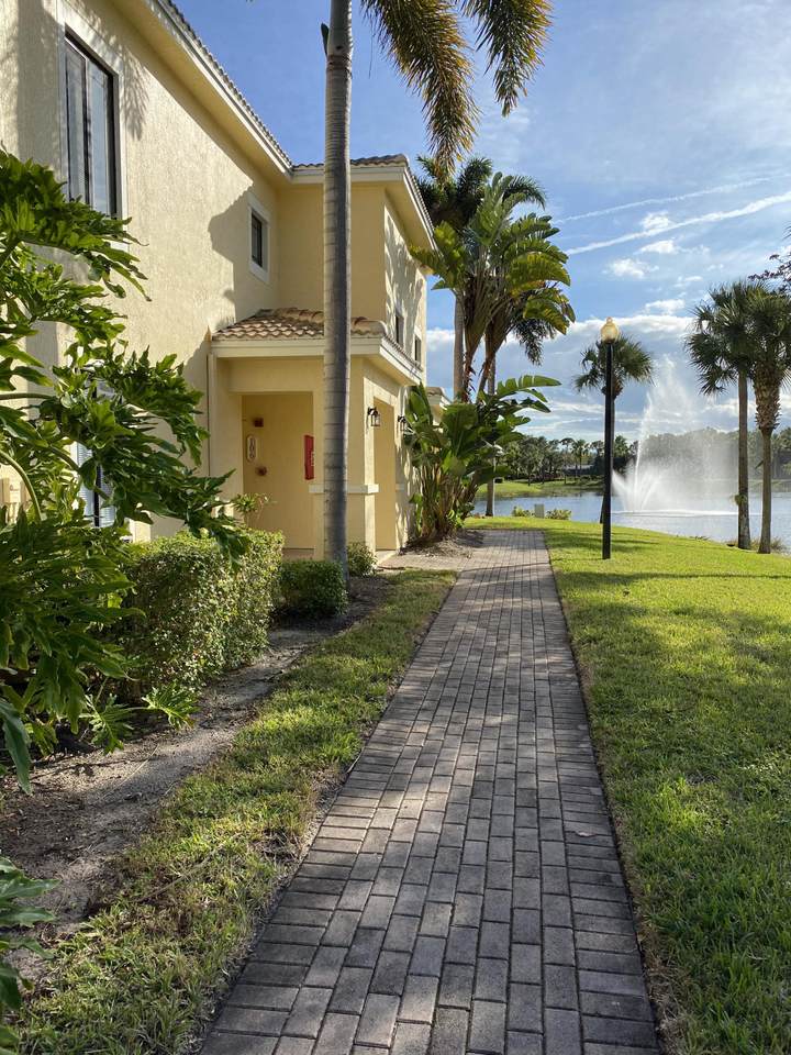 2814 Grande Parkway - Photo 1