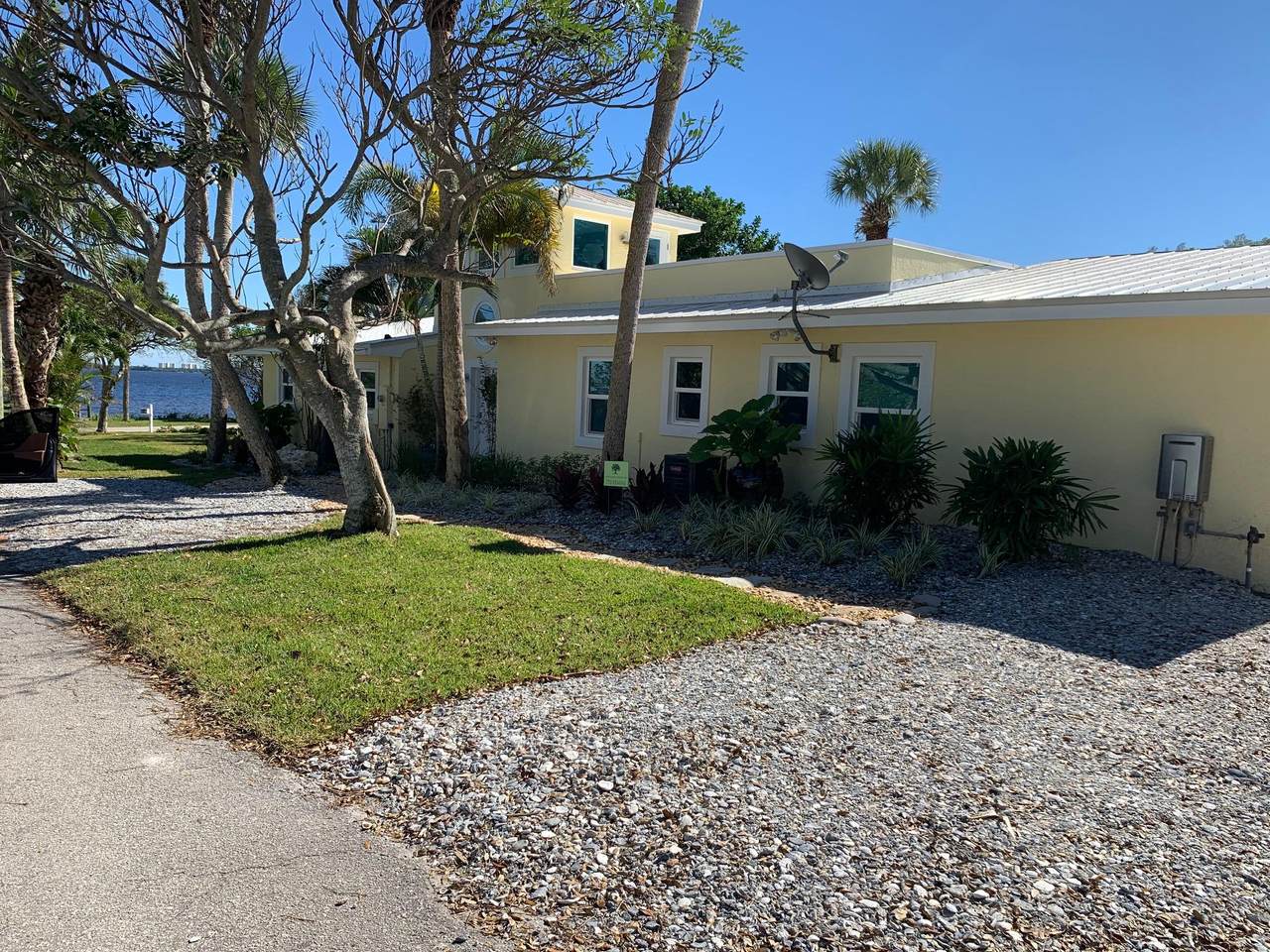 11001 Indian River Drive - Photo 1