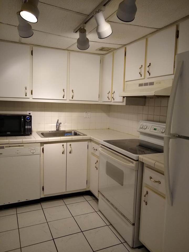 616 13th Street - Photo 1