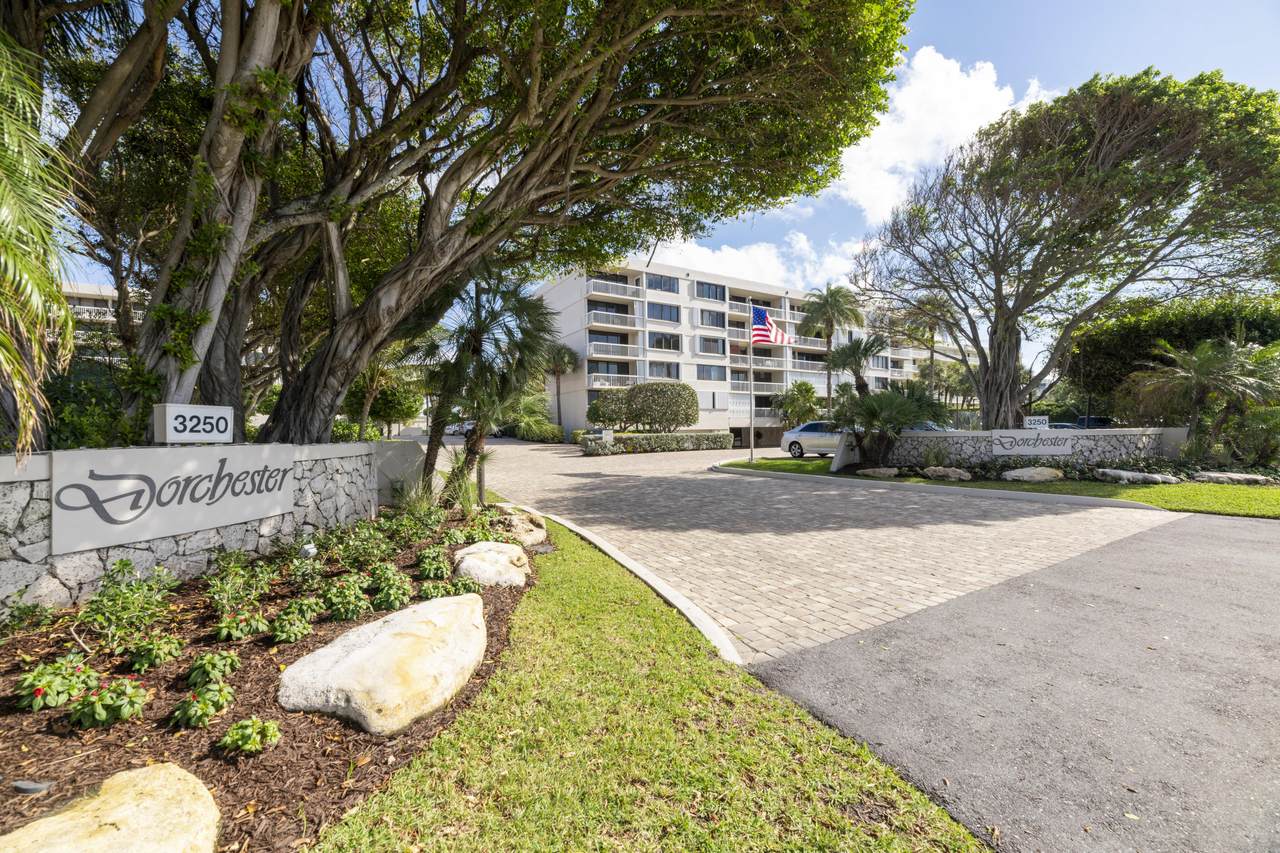 3250 Ocean Boulevard - Photo 1