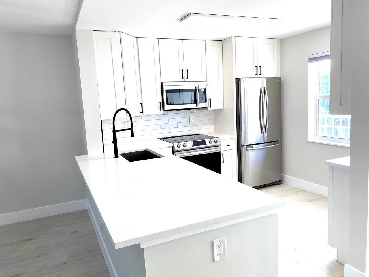 930 Dogwood Drive - Photo 1