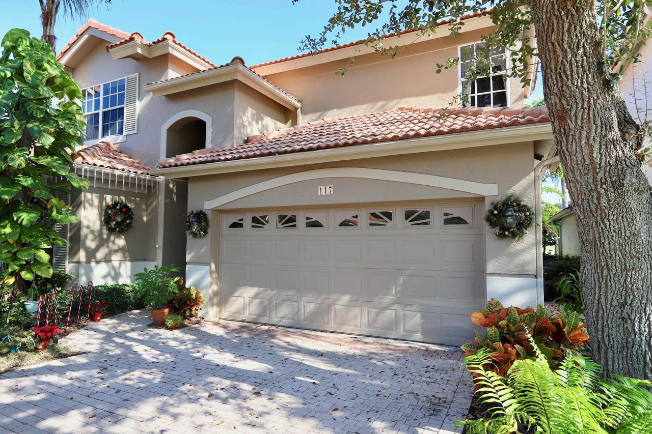 117 Monterey Pointe Drive - Photo 1