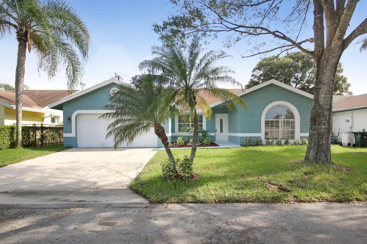 6630 41 Terrace - Photo 1
