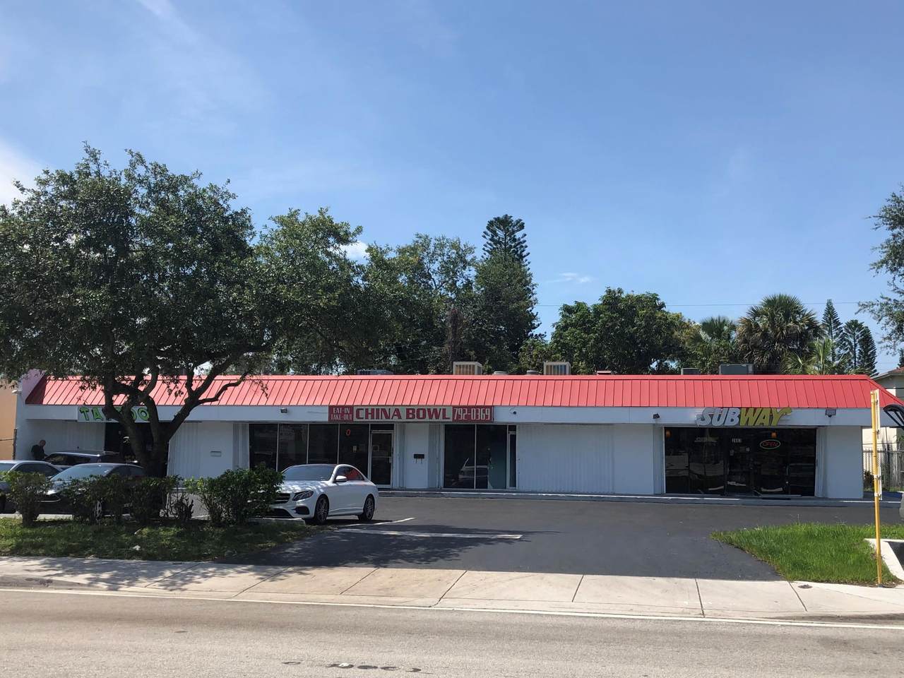 2863 Sunrise Boulevard - Photo 1