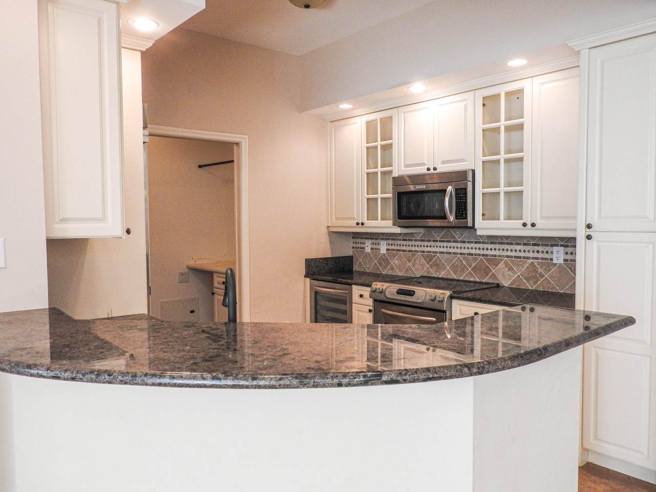 801 Olive Avenue - Photo 1