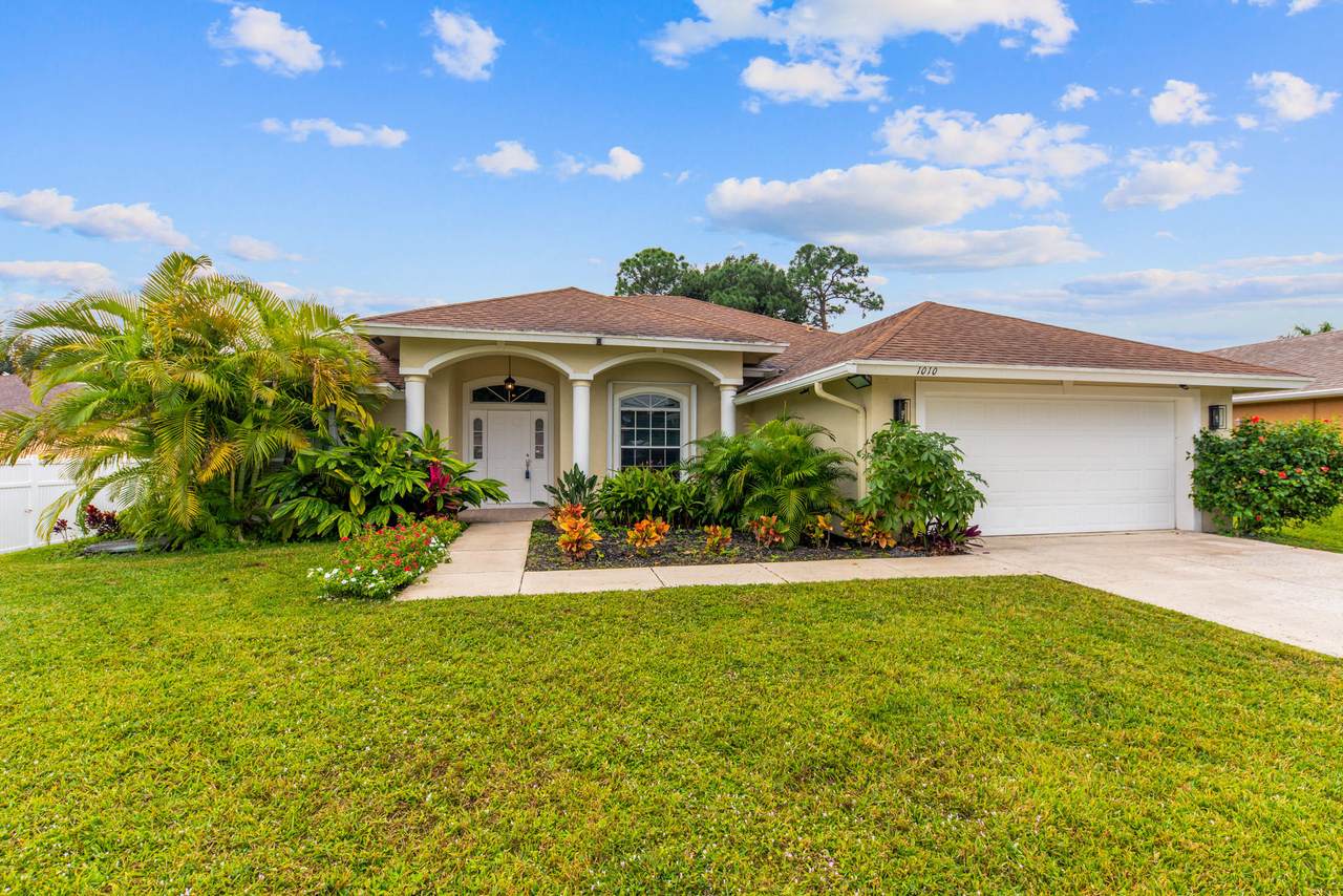 1010 Haleyberry Avenue - Photo 1