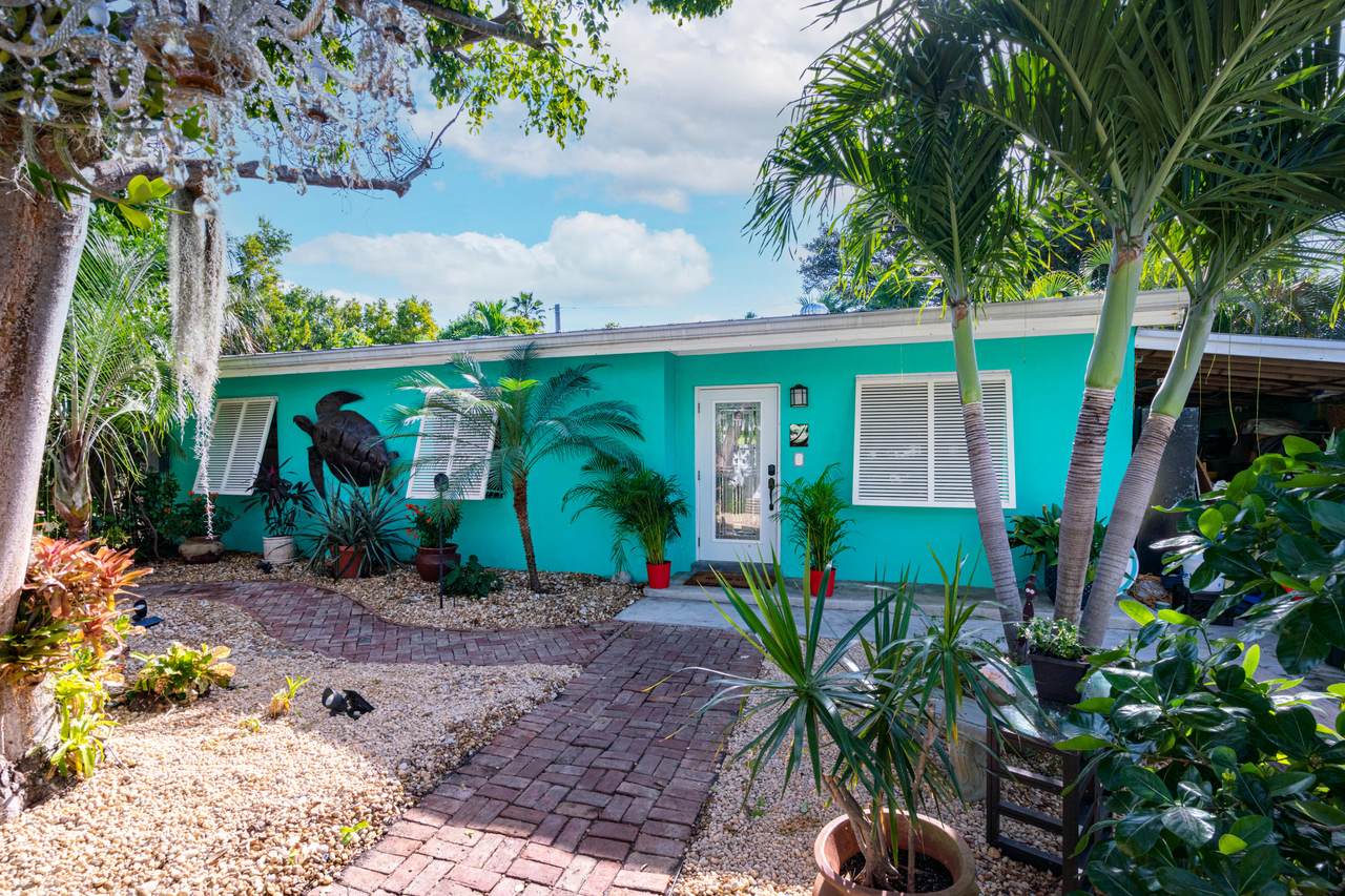 1612 Catherine Street - Photo 1