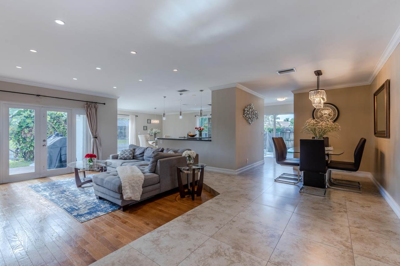 7250 4th Avenue - Photo 1