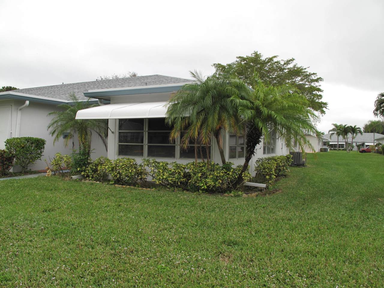 1202 Drive Circle - Photo 1