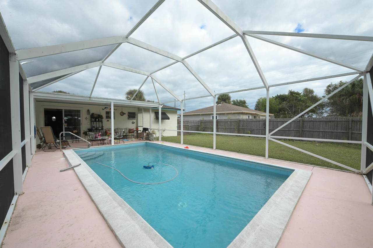 111 Hialeah Avenue - Photo 1