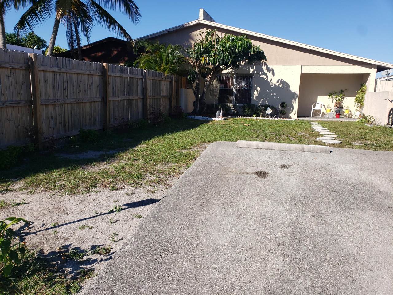 5805 Rue Road - Photo 1