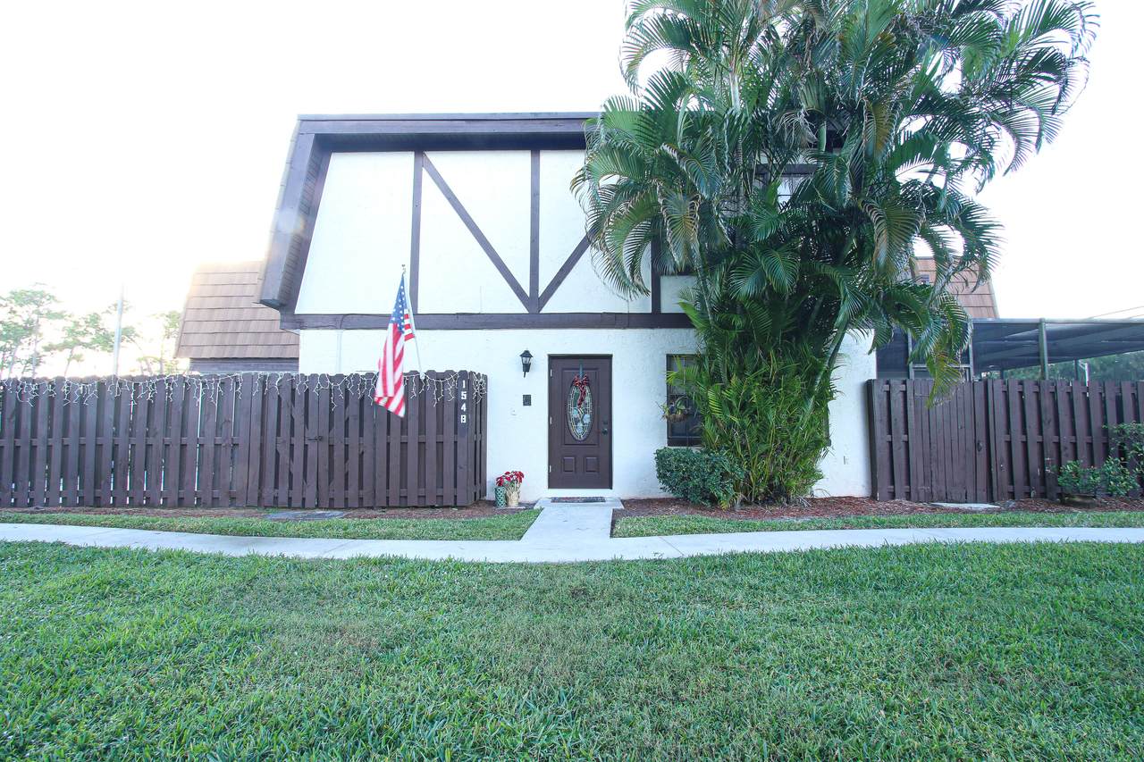 154 Weybridge Circle - Photo 1