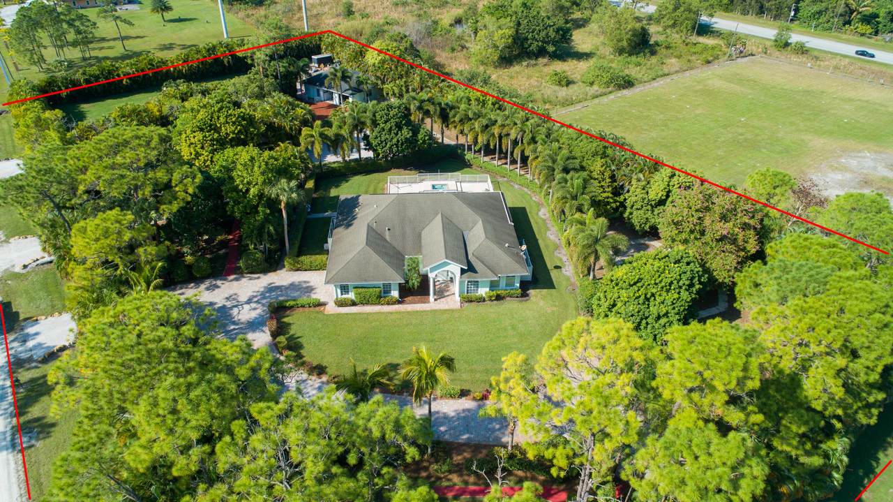 15523 Hamlin Boulevard - Photo 1