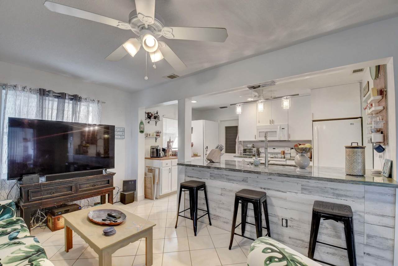 1512 21st Street - Photo 1
