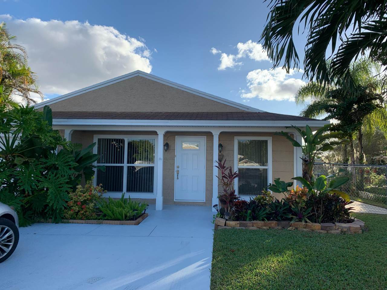 8274 Huntsman Place - Photo 1