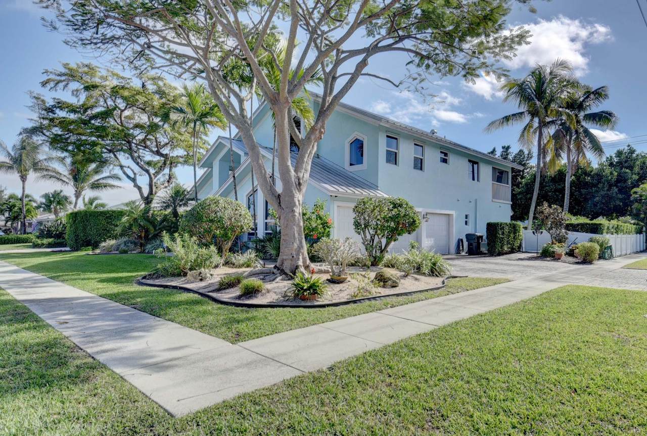 1090 Sw 15th Street - Photo 1
