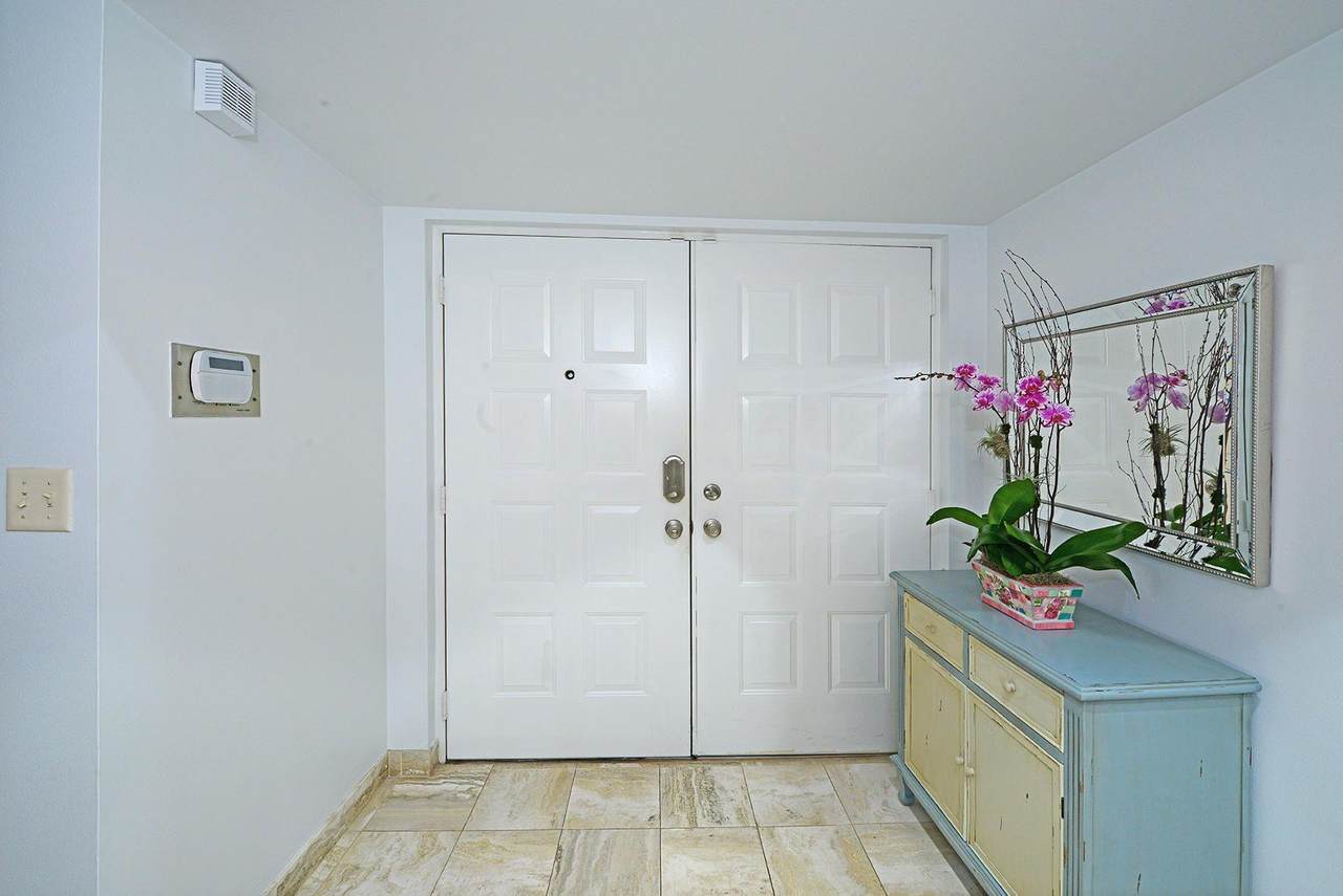 7370 Orangewood Lane - Photo 1